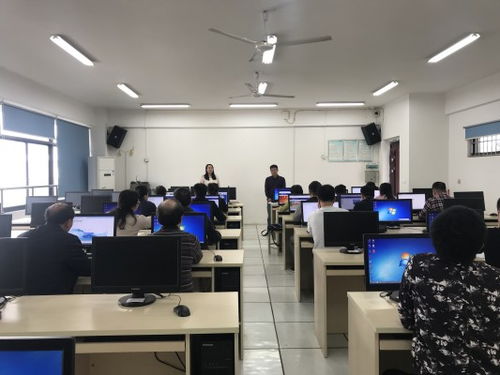 開拓創新，積極進取 以項目與文獻研究驅動研究生教育內涵式發展